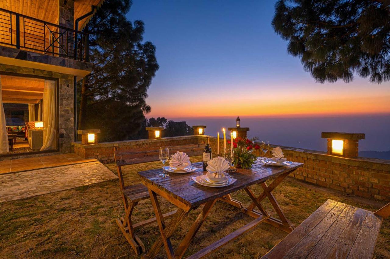 Stayvista At The Winter Line With Complimentary Breakfast Kasauli Exterior foto